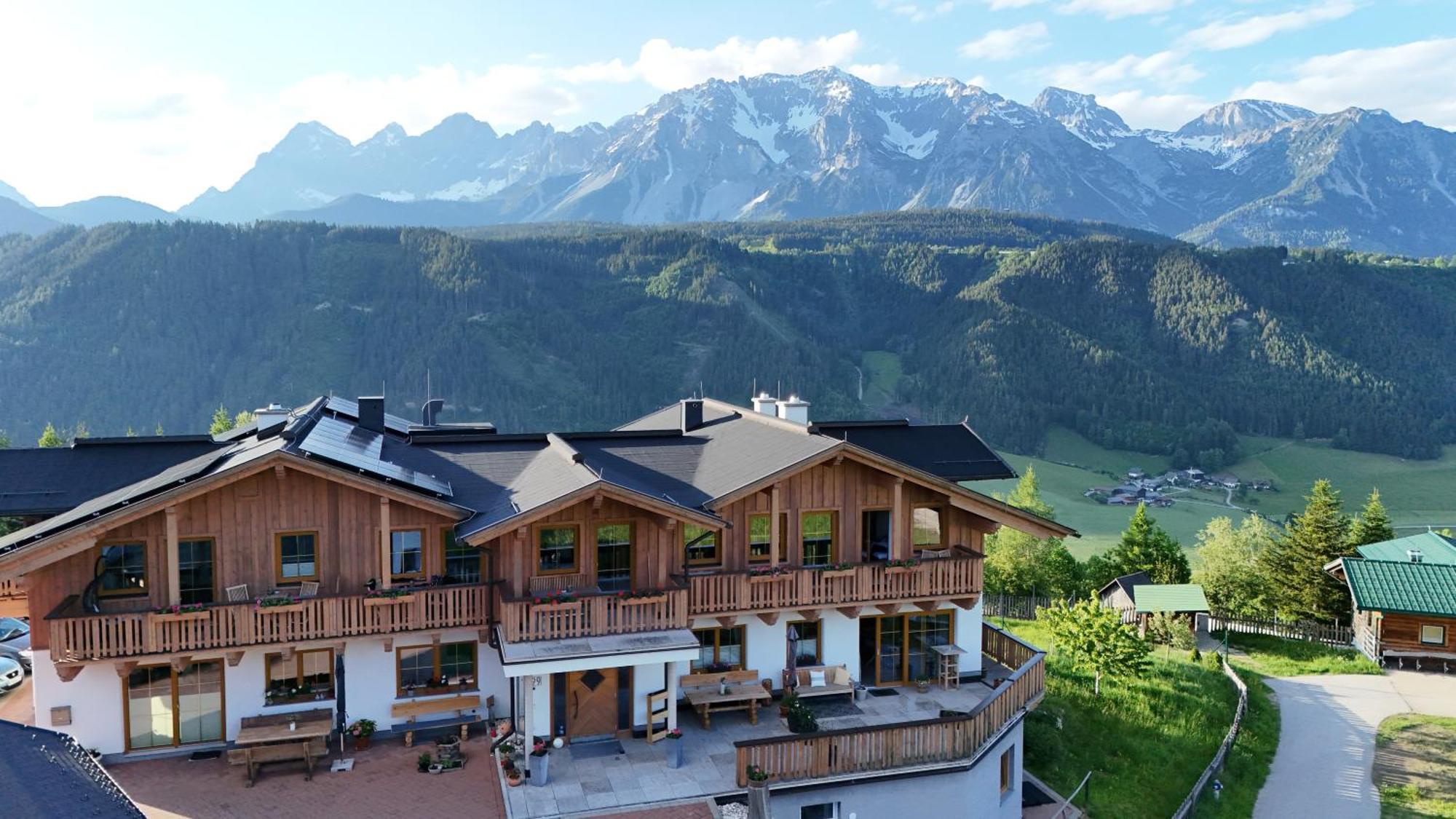 La Montana - Ski & Hiking Lodge Schladming Luaran gambar
